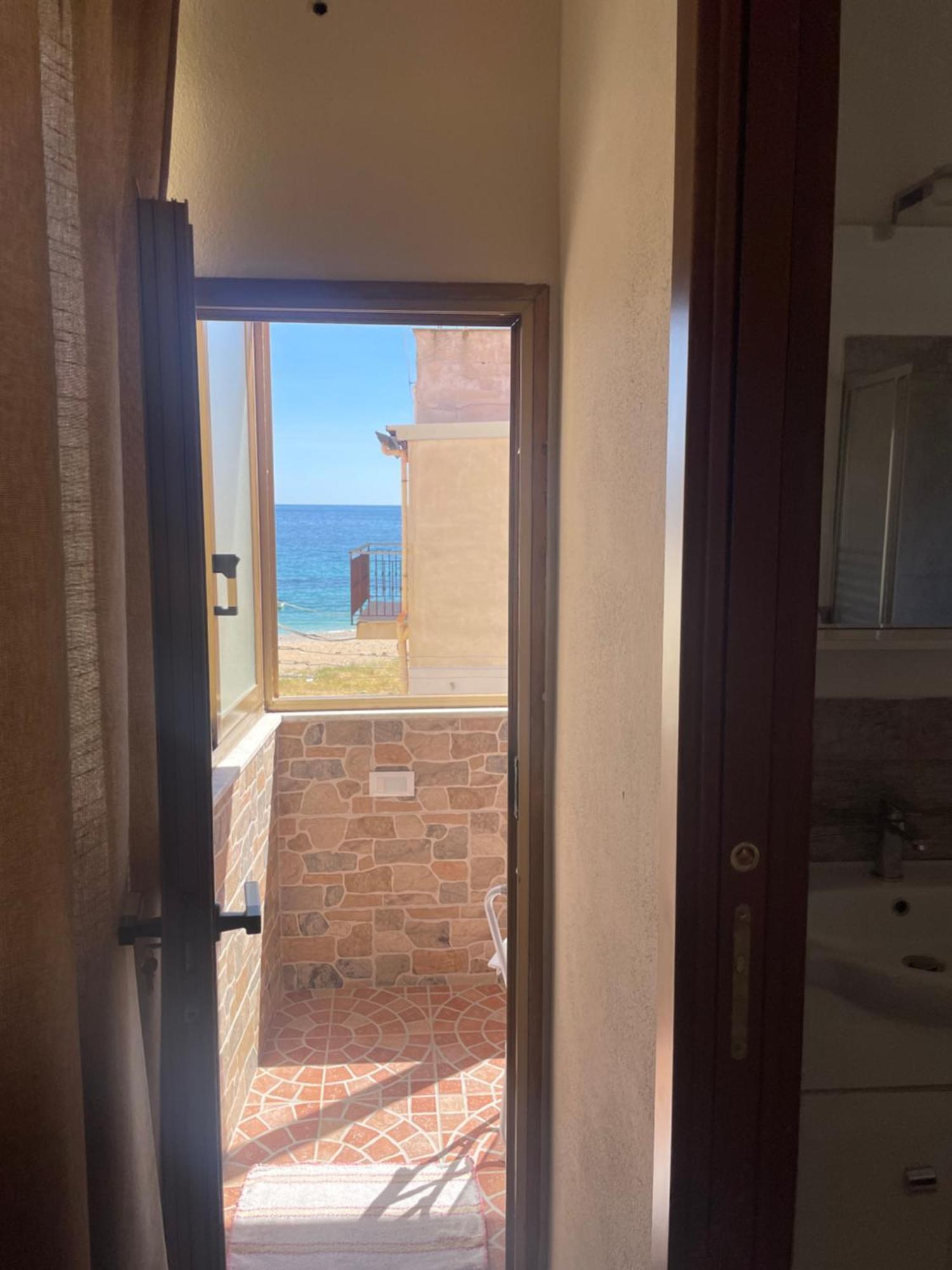 Fronte Mare Arenella Bed & Breakfast Palermo Exterior photo